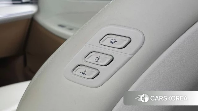Hyundai The New Grandeur IG Hybrid id 5013487 из Кореи 9