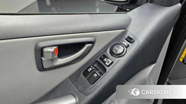 Hyundai The New Grand Starex id 4712545 из Кореи 9