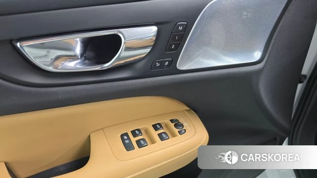 Volvo S60 3rd generation id 5017626 из Кореи 9