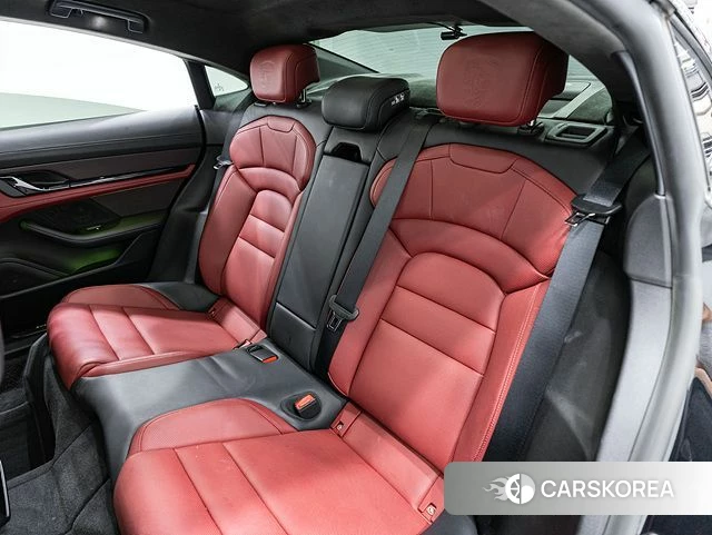 Porsche Taycan id 4975070 из Кореи 9