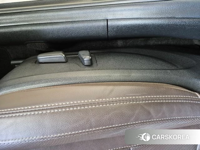 Hyundai Grandeur IG id 4610503 из Кореи 9