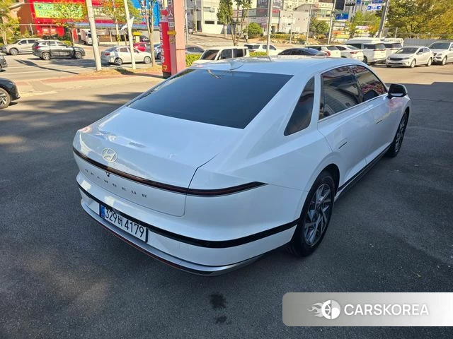 Hyundai Grandeur (GN7) id 5000624 из Кореи 9