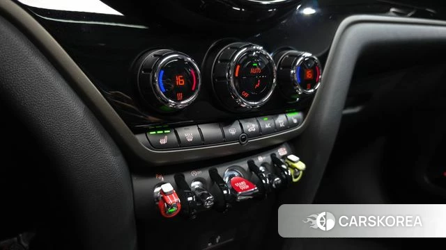 Mini Cooper Countryman id 4985644 из Кореи 9