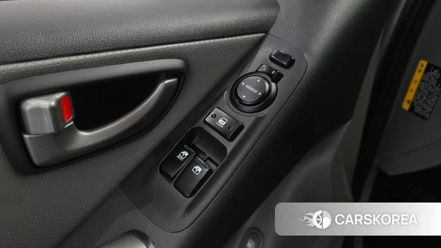 Hyundai The New Grand Starex id 4959300 из Кореи 9