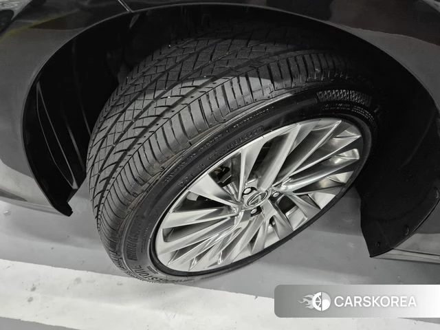 Lexus ES300h 7th generation id 5033631 из Кореи 9