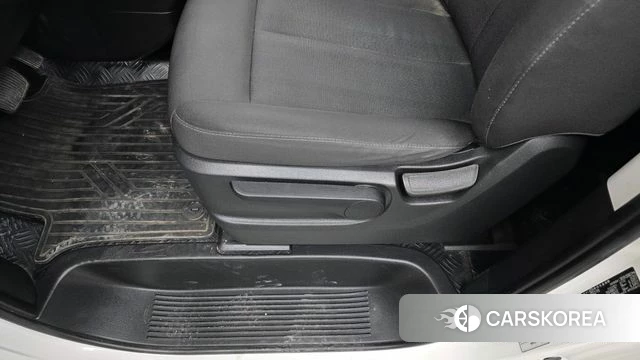 Hyundai Staria id 4541387 из Кореи 9