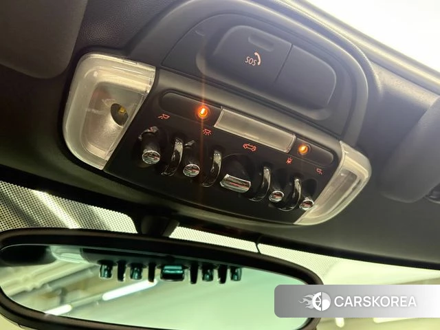 Mini Cooper S Convertible id 4977846 из Кореи 9