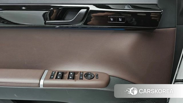 Hyundai Grandeur Hybrid (GN7) id 4834735 из Кореи 9