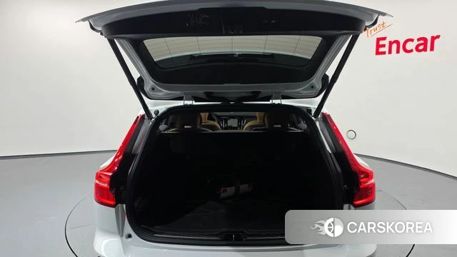 Volvo V60 Cross-Country 2nd Generation id 4975408 из Кореи 9