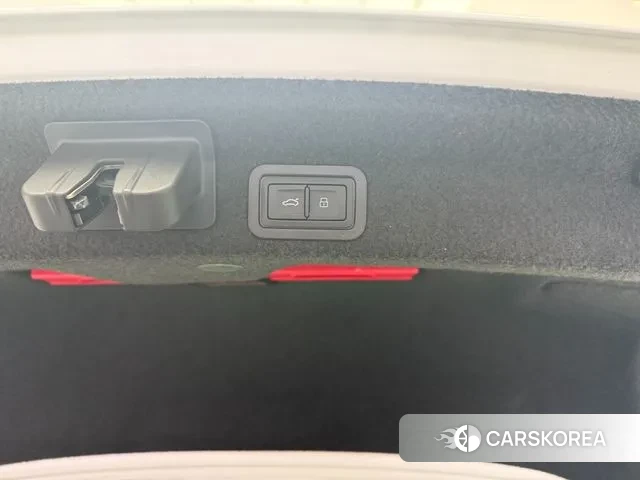 Audi A6 (C8) id 3757045 из Кореи 9