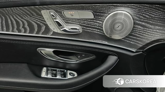 Mercedes-Benz E-Class W213 id 4936484 из Кореи 9