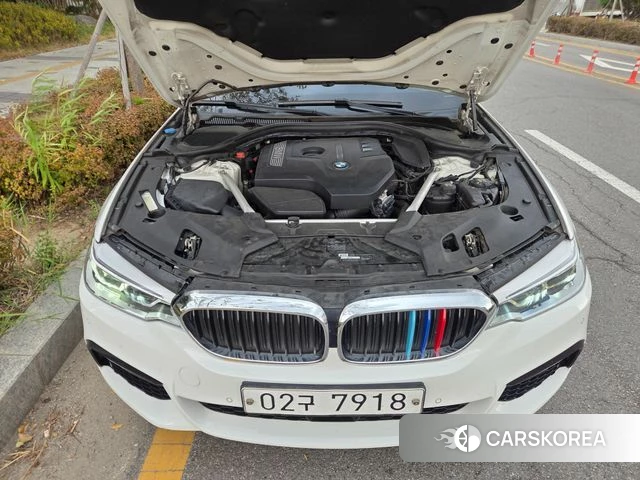 BMW 5 Series (G30) id 4988493 из Кореи 9