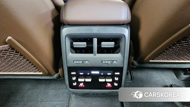 Porsche Makan EV id 3786198 из Кореи 9