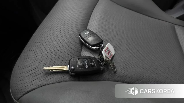 Hyundai The New Grand Starex id 4794894 из Кореи 9
