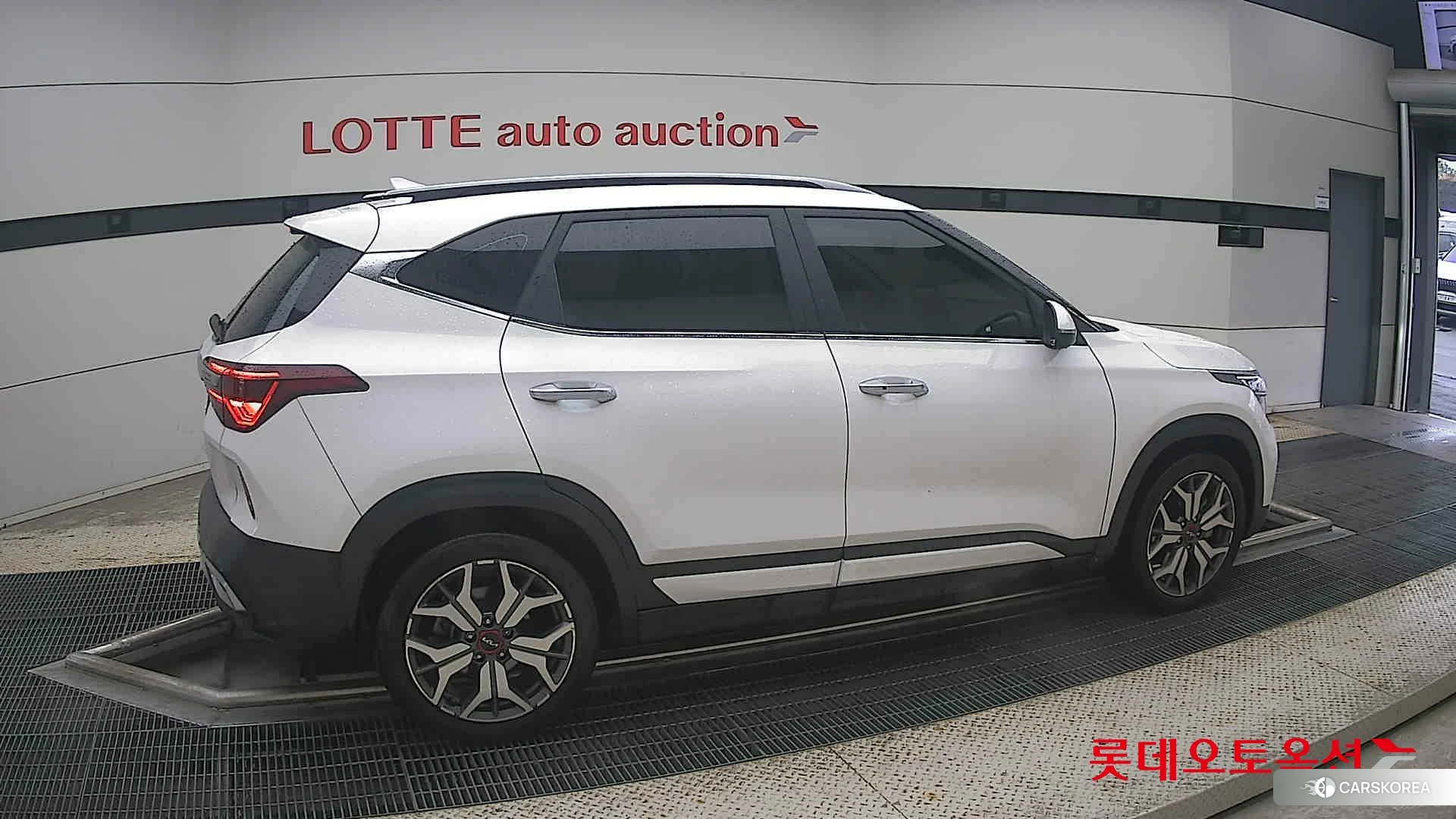 Kia Seltos id 4984720 из Кореи 9