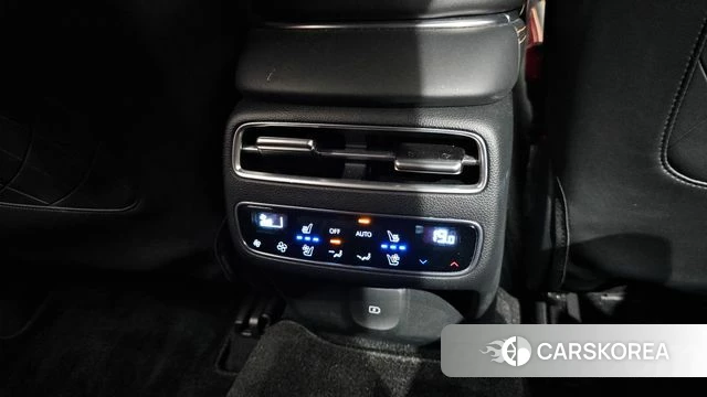 Genesis GV70 id 4921441 из Кореи 9