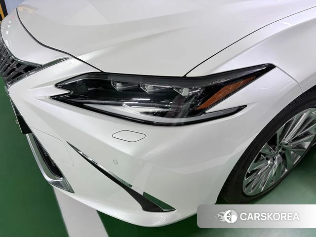 Lexus ES300h 7th generation id 4948843 из Кореи 9