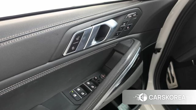 BMW X6 (G06) id 4975132 из Кореи 9