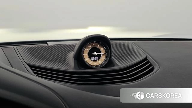 Porsche Taycan id 4987280 из Кореи 9