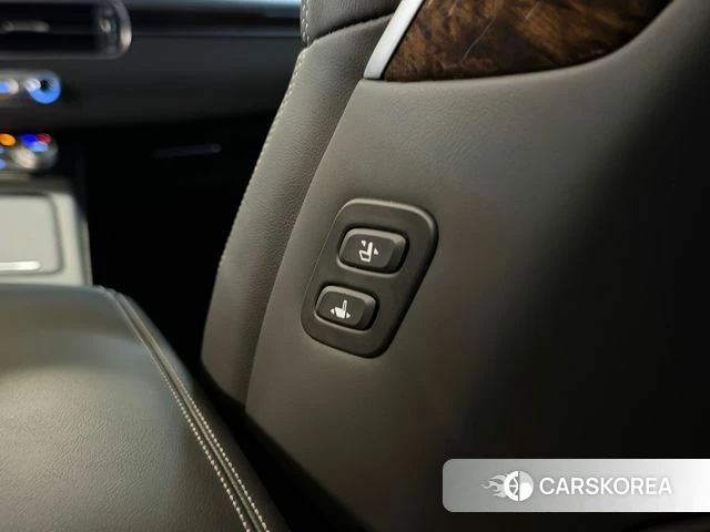 Genesis G90 id 5017657 из Кореи 9