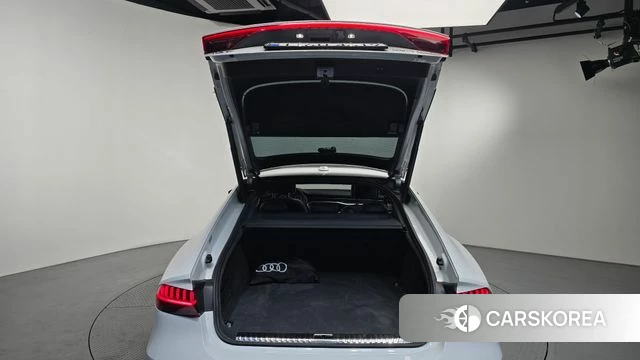 Audi A7 (4K) id 4980946 из Кореи 9
