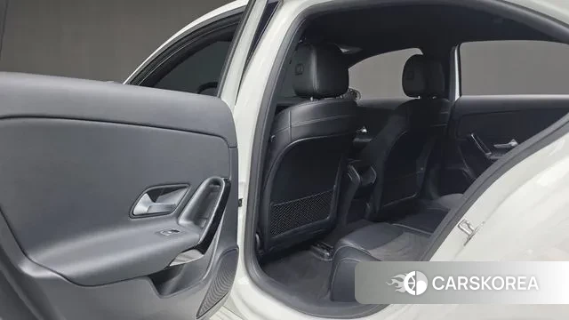 Mercedes-Benz A-Class W177 id 3106333 из Кореи 9
