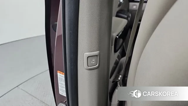 Kia The New Carnival id 3698713 из Кореи 9