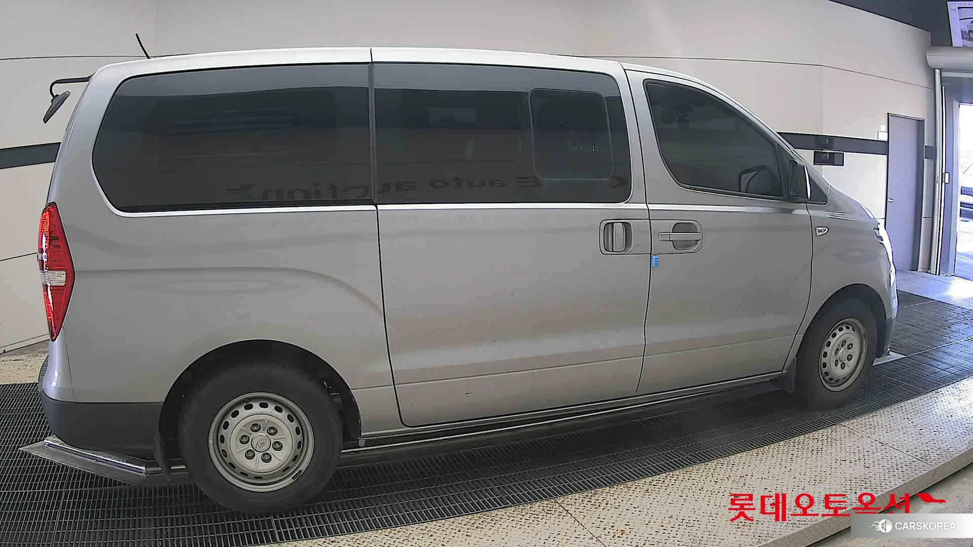 Hyundai Grand Starex id 4990068 из Кореи 9
