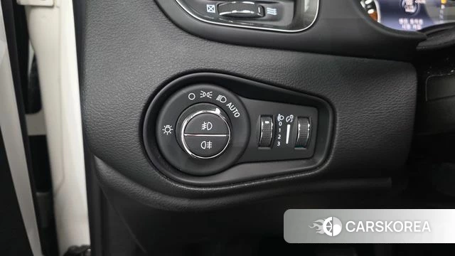 Jeep Renegade id 5046922 из Кореи 9