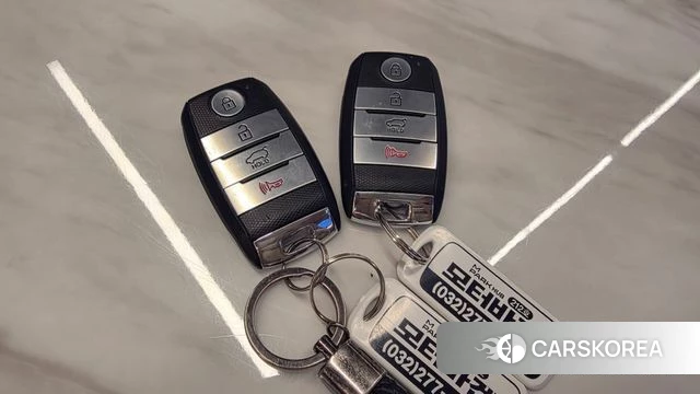 Kia Stonic id 5023204 из Кореи 9
