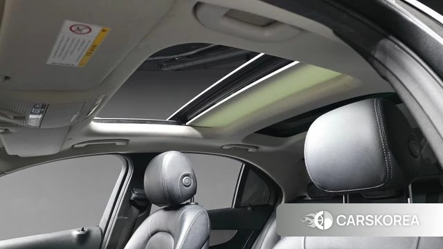 Mercedes-Benz C-Class W205 id 4930508 из Кореи 9