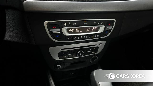 Renault Korea (Samsung) SM3 Z.E. id 4952641 из Кореи 9