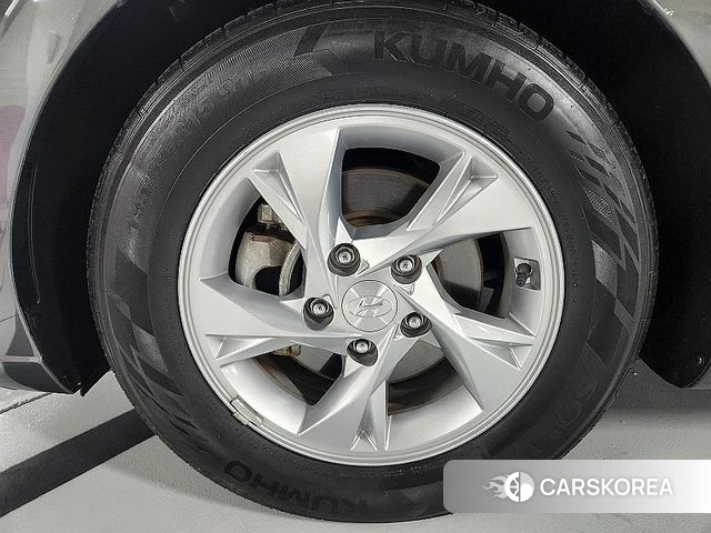 Hyundai Avante (CN7) id 4974377 из Кореи 9