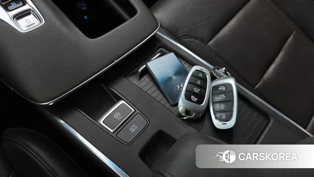 Hyundai The New Grandeur IG id 4376931 из Кореи 9
