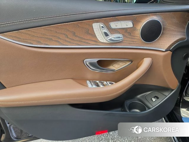 Mercedes-Benz E-Class W213 id 5000705 из Кореи 9