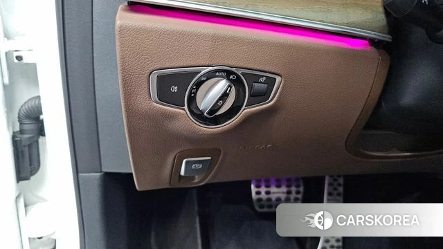 Mercedes-Benz E-Class W213 id 5028377 из Кореи 9