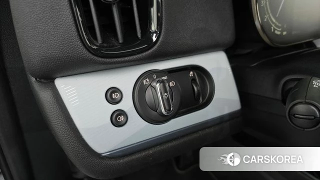 Mini Cooper S Countryman id 4991499 из Кореи 9