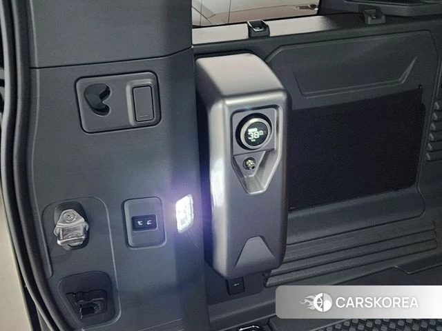 Land Rover Defender (L663) id 5038751 из Кореи 9
