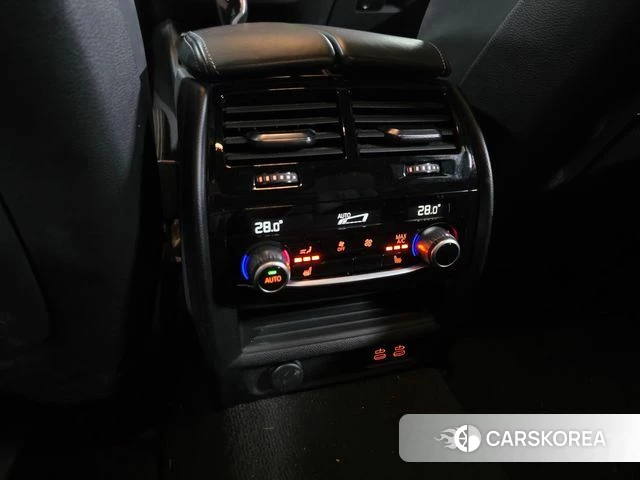 BMW 5 Series (G30) id 4981735 из Кореи 9