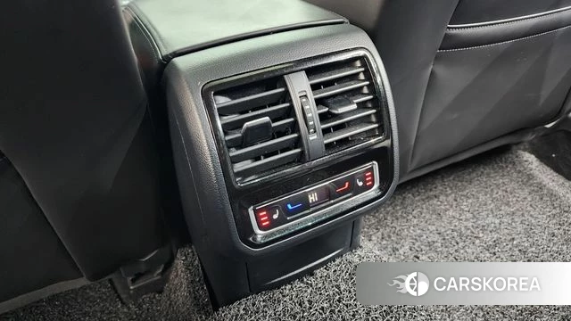 Volkswagen Passat GT (B8) id 4905517 из Кореи 9
