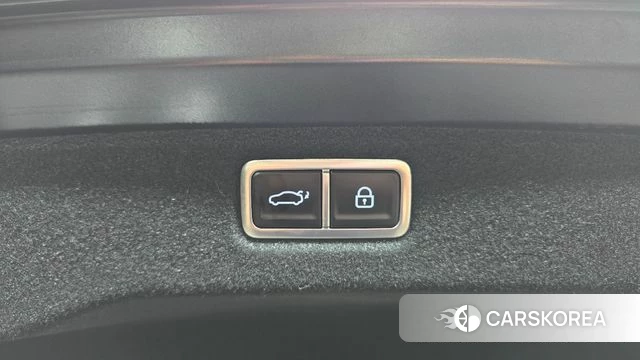 Hyundai Sonata D Edge Hybrid (DN8) id 4834542 из Кореи 9