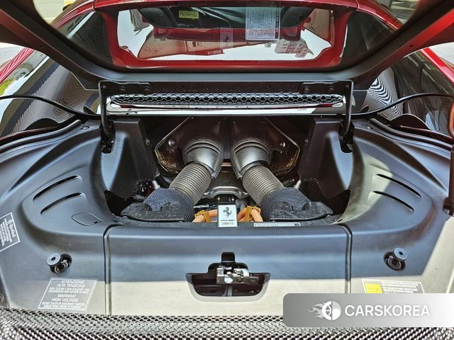 Ferrari 296 GTS id 4880093 из Кореи 9