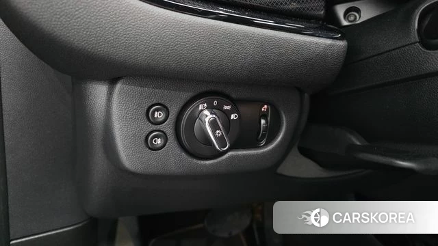 Mini Cooper Clubman id 4936907 из Кореи 9