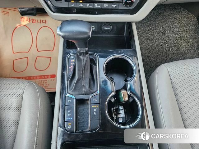 Kia The New Carnival id 4983038 из Кореи 10