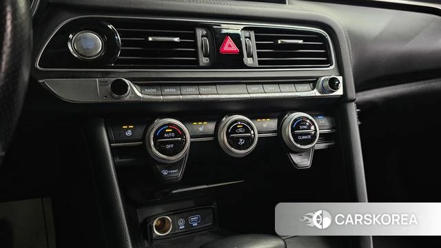 Genesis G70 id 4937807 из Кореи 9