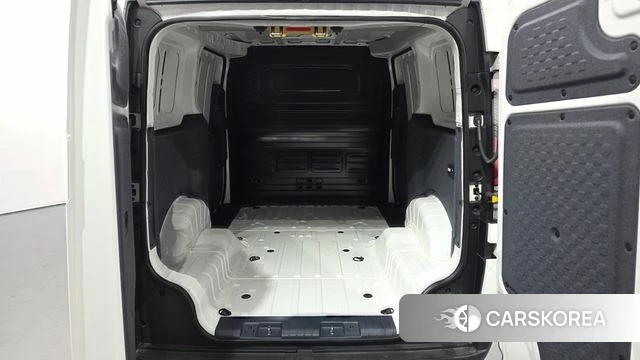 Kia PV5 id 5026126 из Кореи 9
