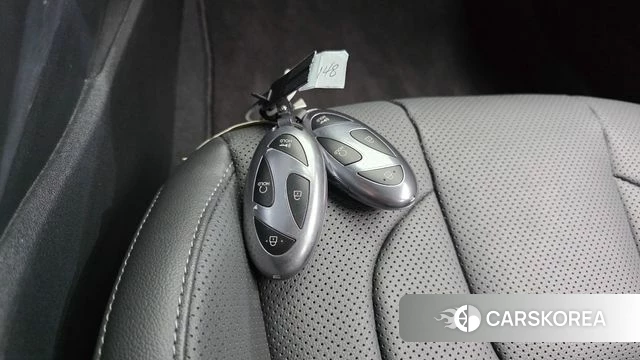 Hyundai The New Avante (CN7) id 5010991 из Кореи 9