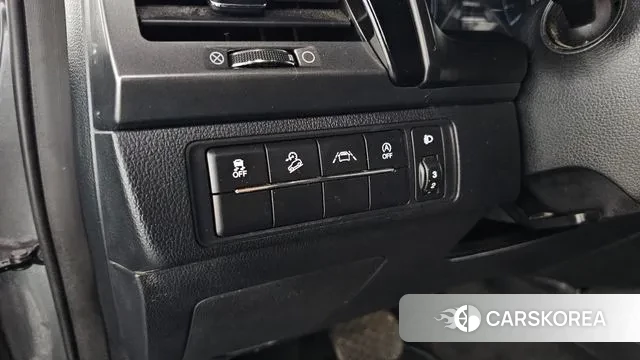 Ssangyong The New Rexton Sports Cannes id 3716944 из Кореи 9