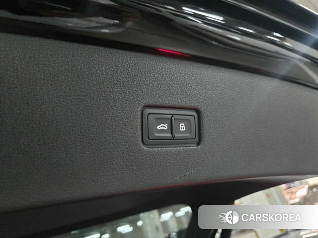 Audi Q8 (4M) id 4929970 из Кореи 9