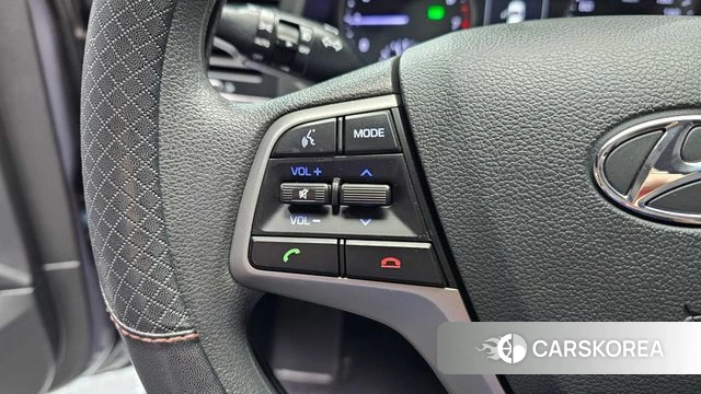 Hyundai Avante AD id 4967900 из Кореи 9